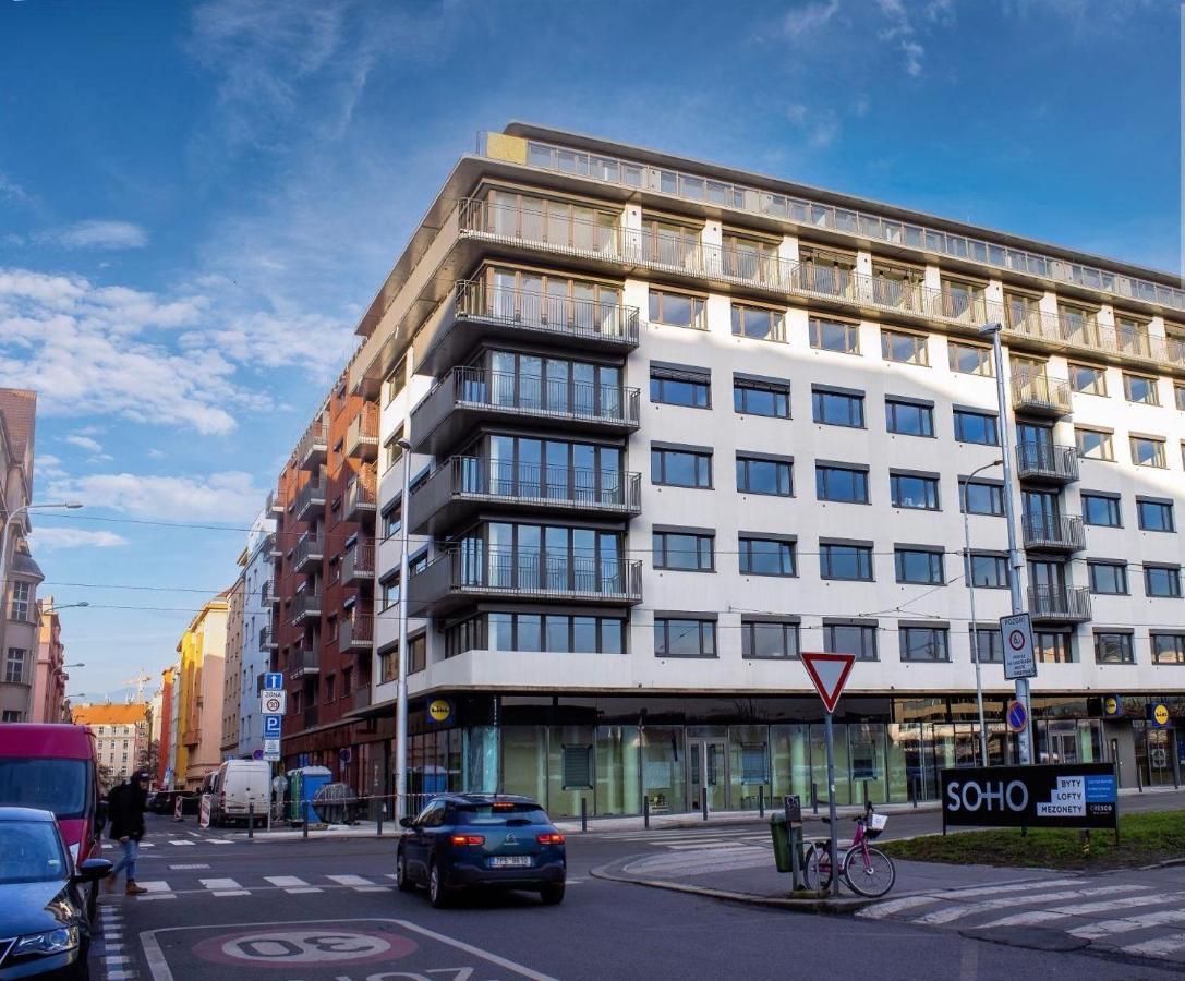 Tran Chien Apartment With Free Private Parking Praha Exteriér fotografie